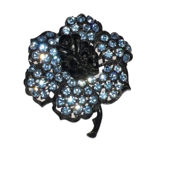 Vintage Weiss Large Japanned Blue Rhinestone Flower Brooch, Signed - Picture 2 of 9